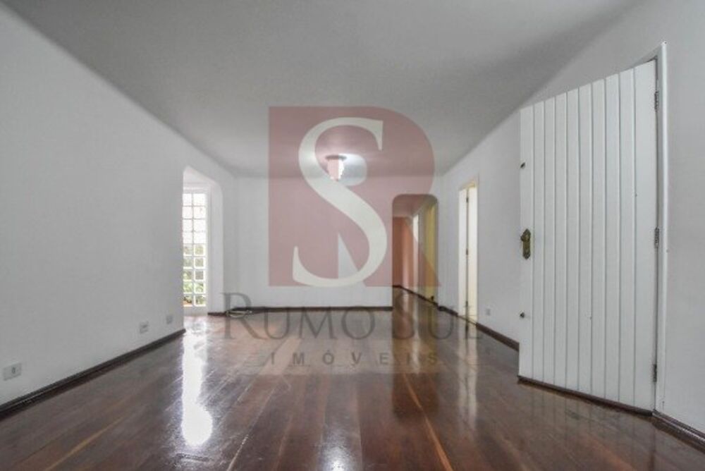 Casa, 3 quartos, 351 m² - Foto 1