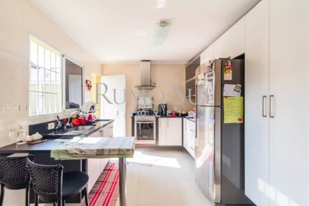 Casa, 5 quartos, 240 m² - Foto 4