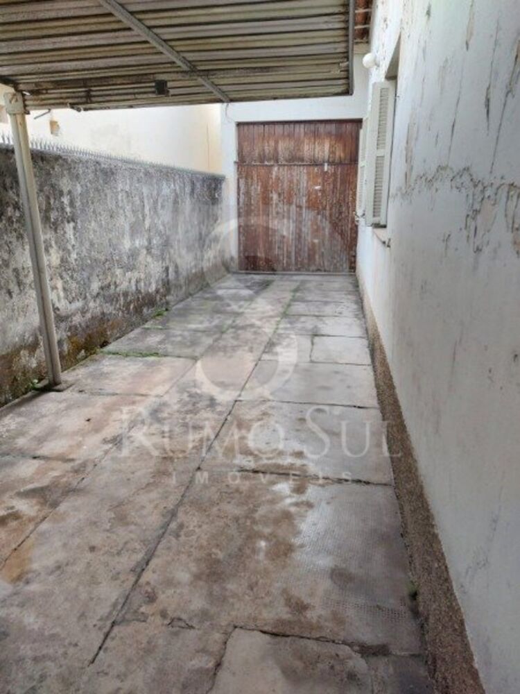 Casa Comercial à venda com 3 quartos, 225m² - Foto 8