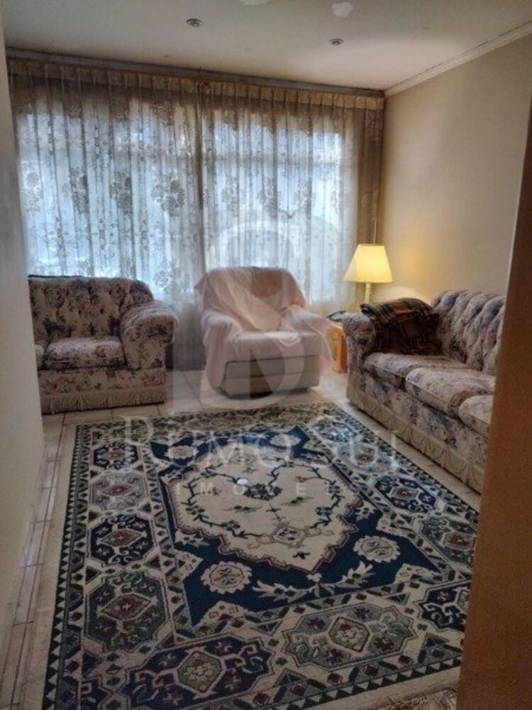 Casa Comercial à venda com 3 quartos, 225m² - Foto 1