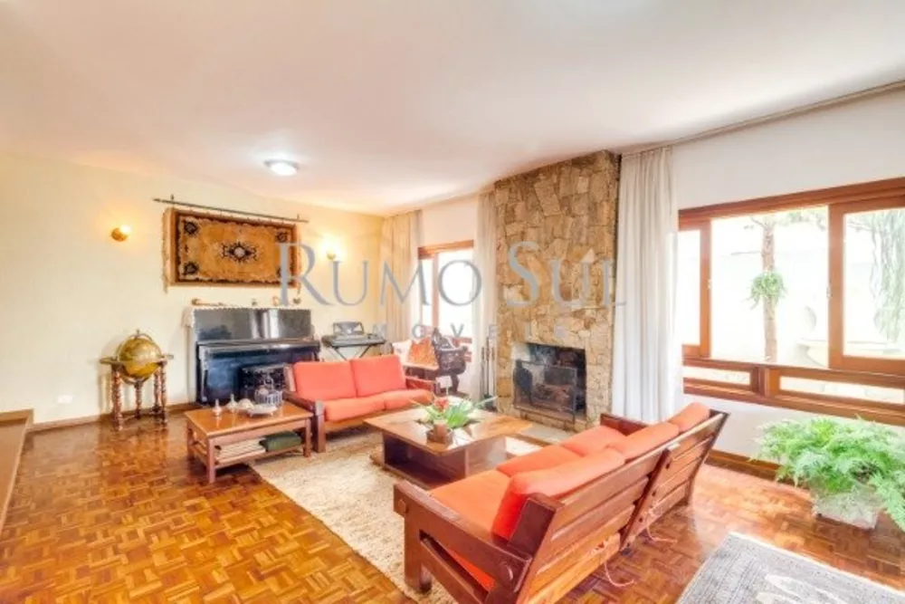 Casa, 5 quartos, 390 m² - Foto 1