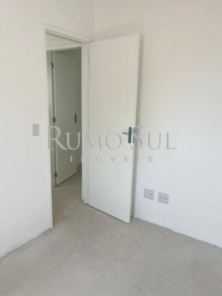 Apartamento à venda com 2 quartos, 48m² - Foto 3