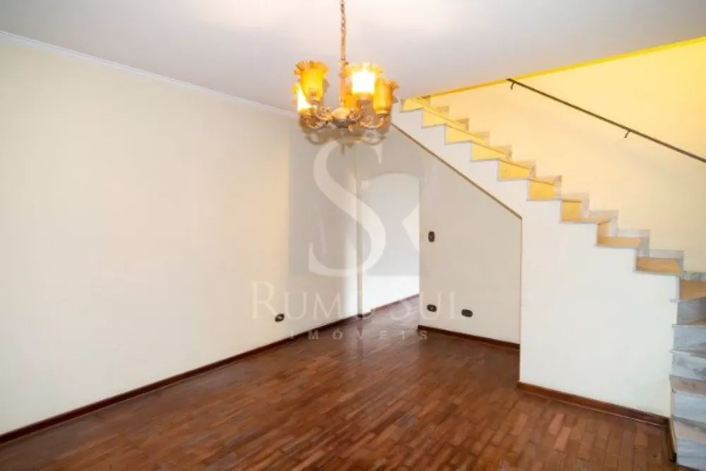 Casa à venda com 3 quartos, 125m² - Foto 1