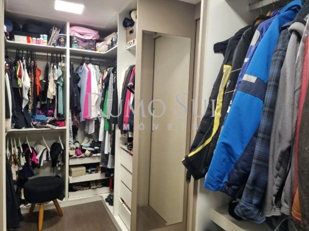 Apartamento, 3 quartos, 238 m² - Foto 2