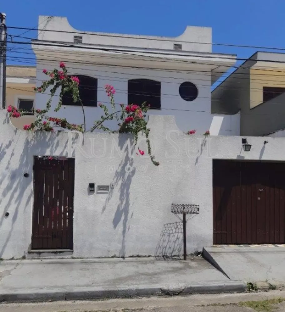 Casa, 4 quartos, 225 m² - Foto 3