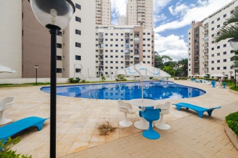 Apartamento à venda com 2 quartos, 67m² - Foto 3