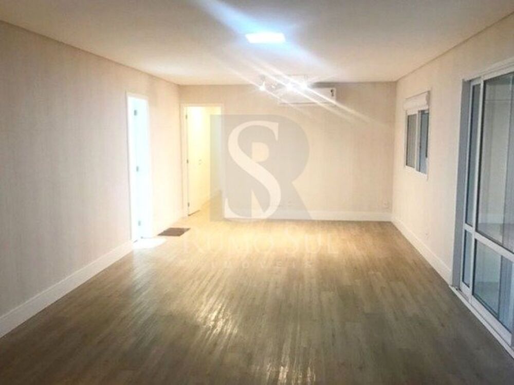 Apartamento à venda com 3 quartos, 167m² - Foto 1