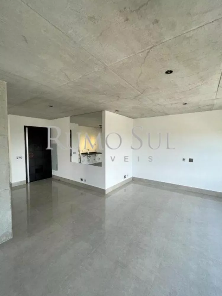 Apartamento à venda com 2 quartos, 70m² - Foto 4