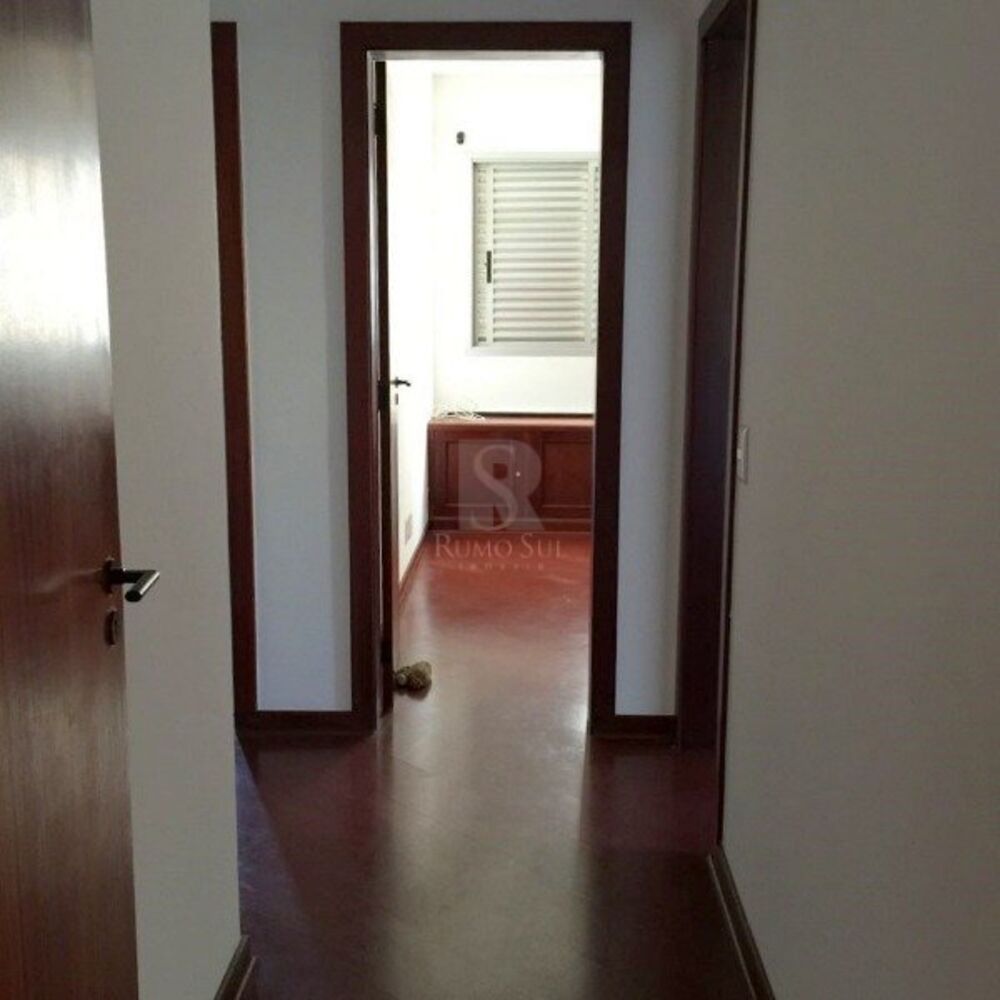 Apartamento, 3 quartos, 131 m² - Foto 1