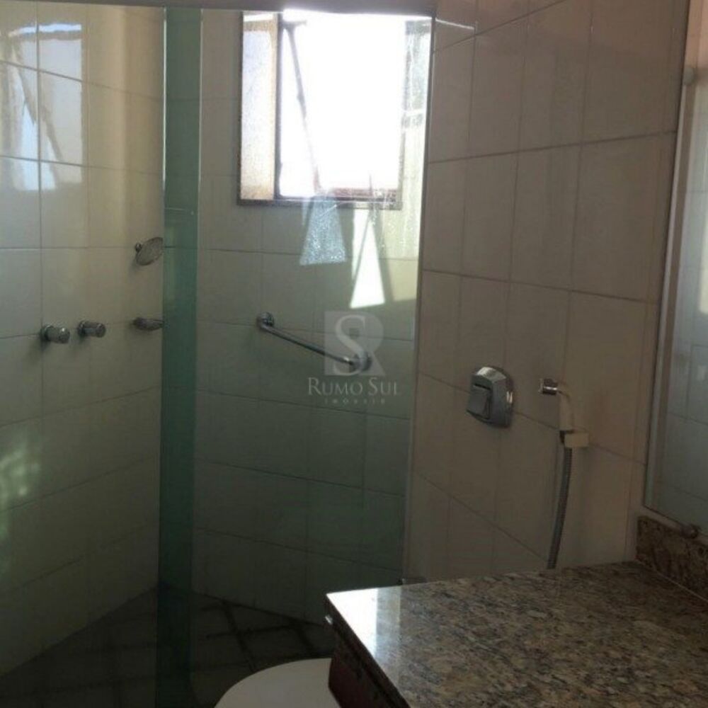 Apartamento, 3 quartos, 131 m² - Foto 2