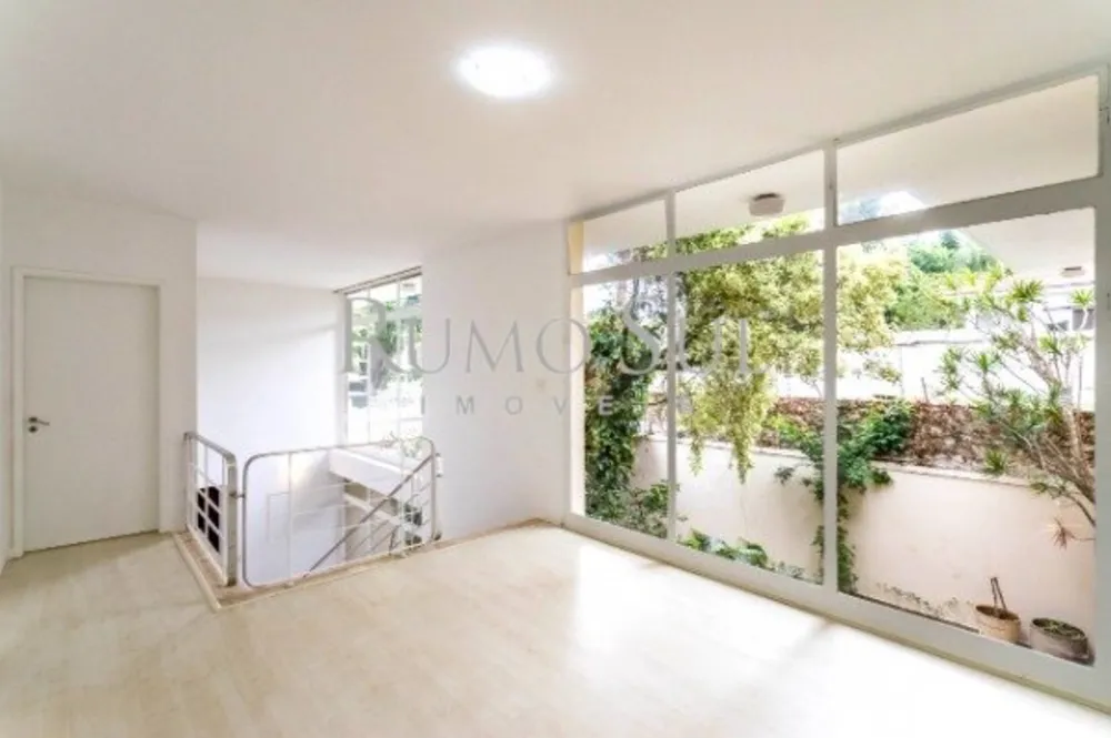 Casa, 4 quartos, 402 m² - Foto 1