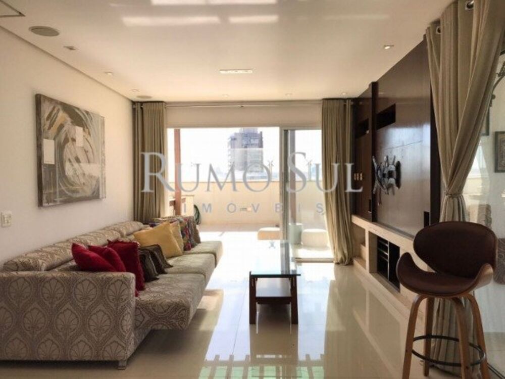 Cobertura, 3 quartos, 277 m² - Foto 2