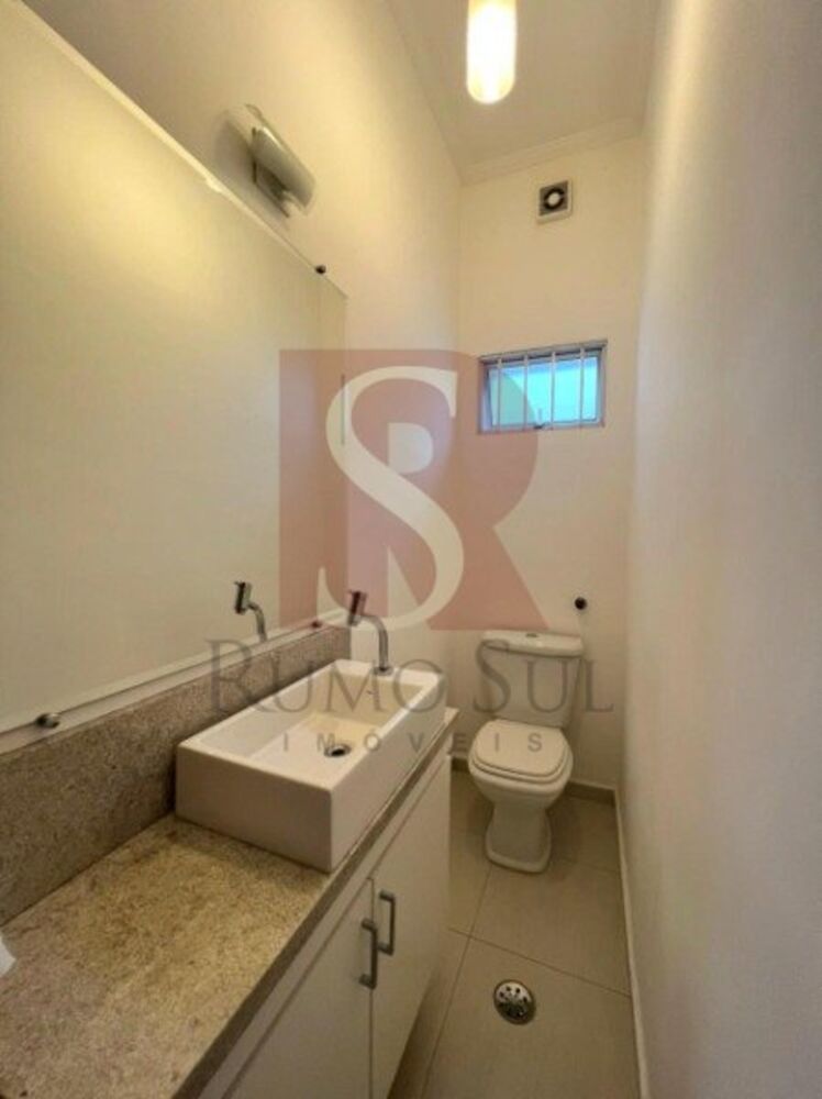 Casa, 3 quartos, 300 m² - Foto 1
