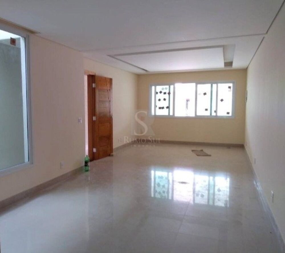 Casa à venda com 3 quartos, 180m² - Foto 3