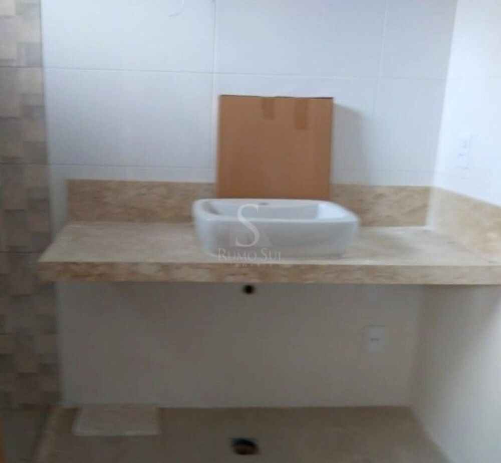 Casa à venda com 3 quartos, 180m² - Foto 13