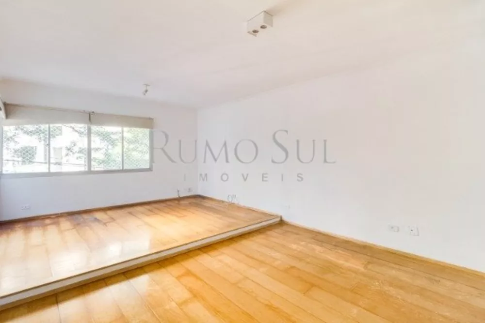 Apartamento à venda com 3 quartos, 137m² - Foto 3