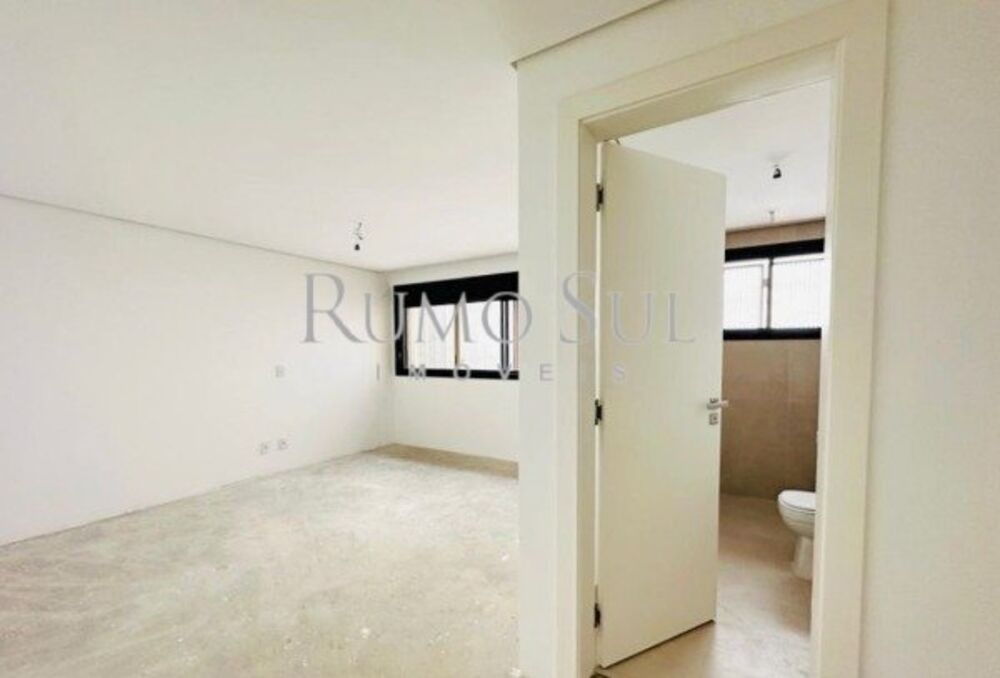 Casa de Condomínio à venda com 3 quartos, 748m² - Foto 2