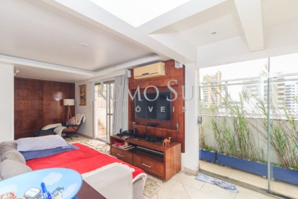 Cobertura à venda com 3 quartos, 240m² - Foto 2