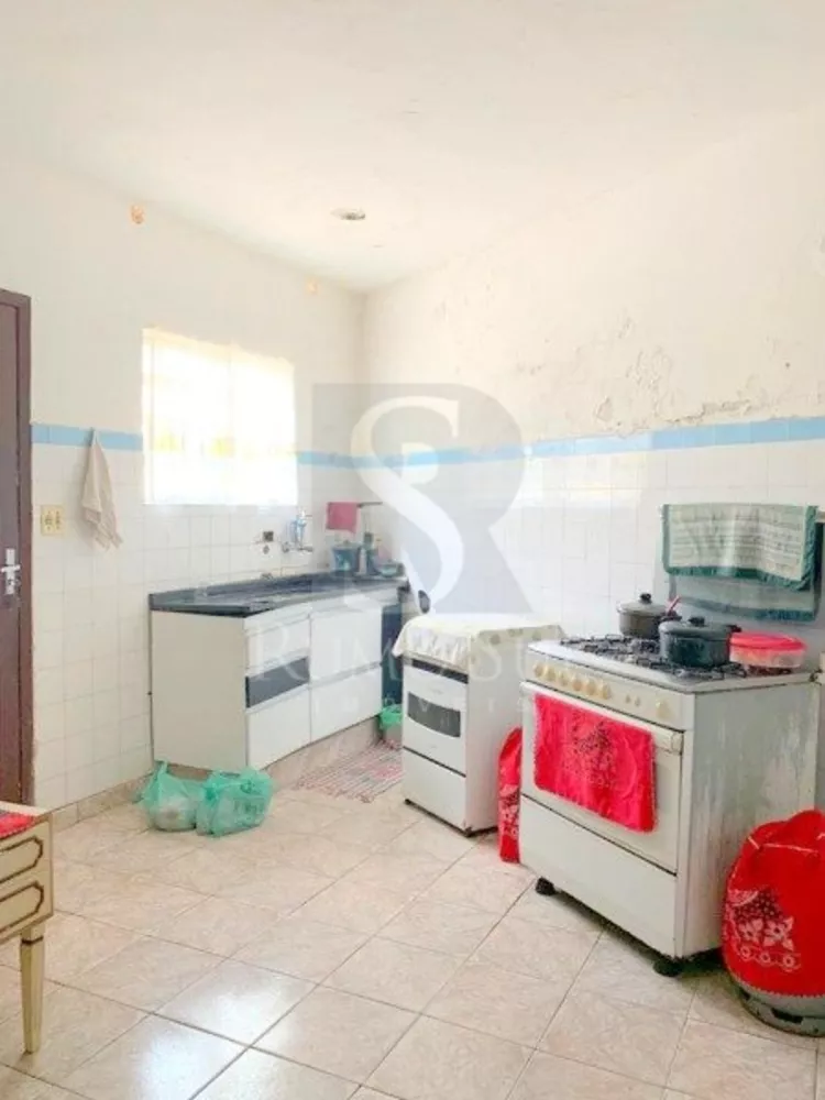 Casa à venda com 3 quartos, 140m² - Foto 4