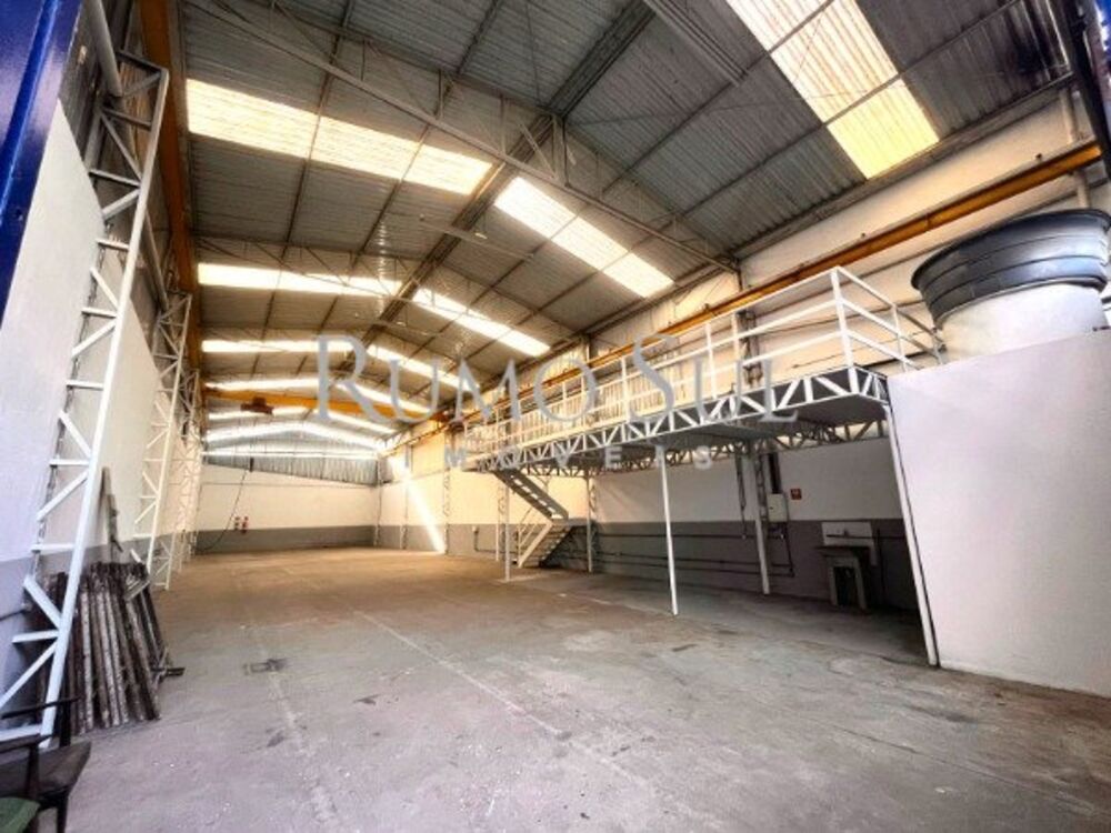 Depósito-Galpão, 300 m² - Foto 1