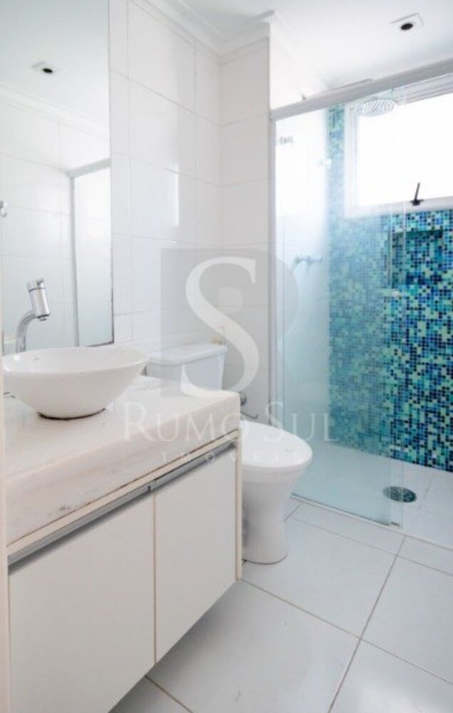 Apartamento à venda com 3 quartos, 176m² - Foto 3