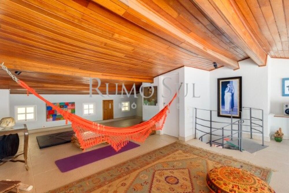 Casa, 4 quartos, 249 m² - Foto 2