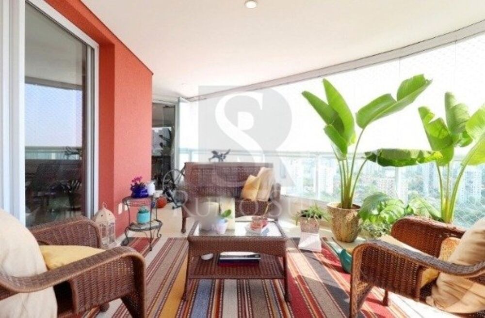 Apartamento, 3 quartos, 206 m² - Foto 1
