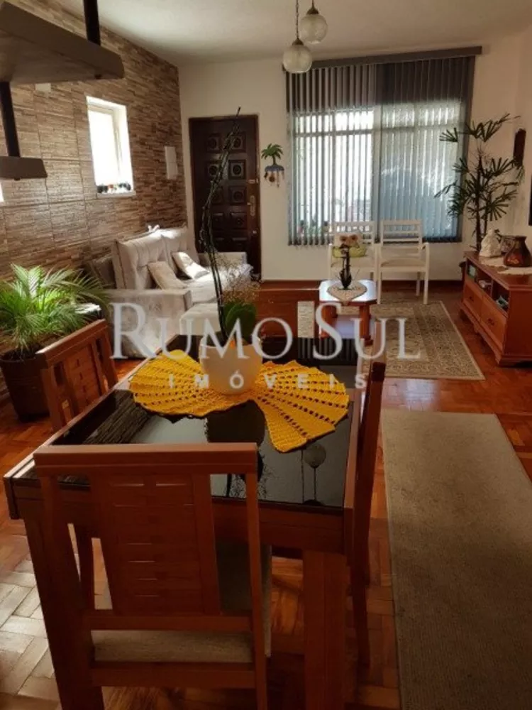 Casa, 4 quartos, 150 m² - Foto 1