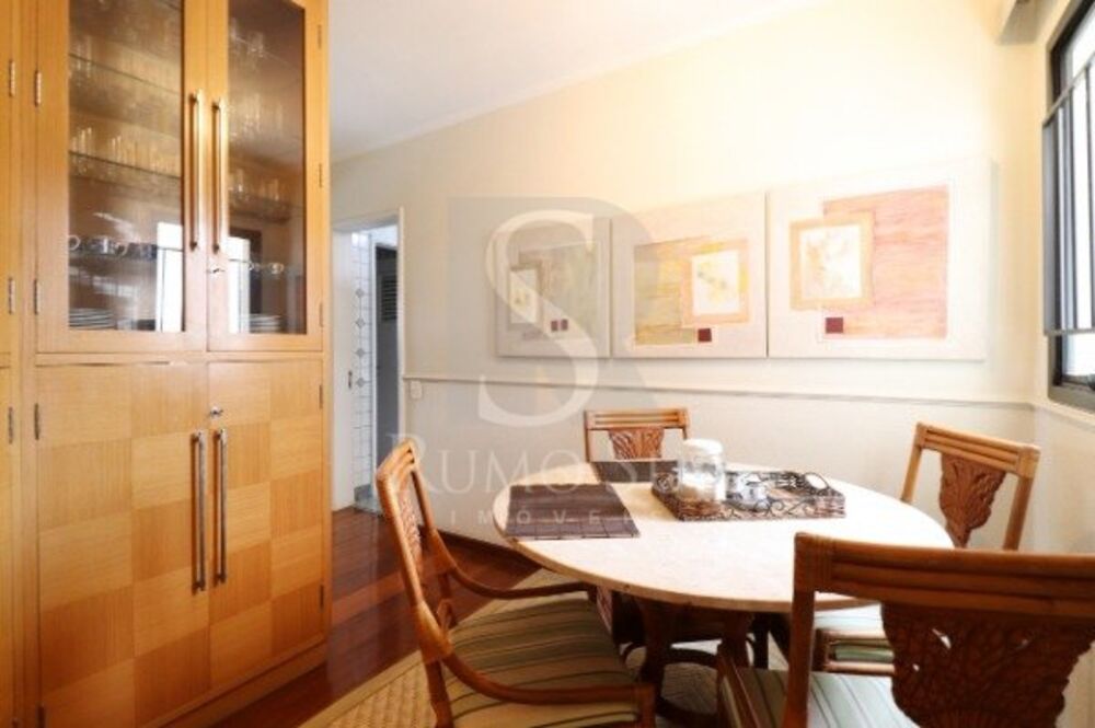 Apartamento, 3 quartos, 198 m² - Foto 1