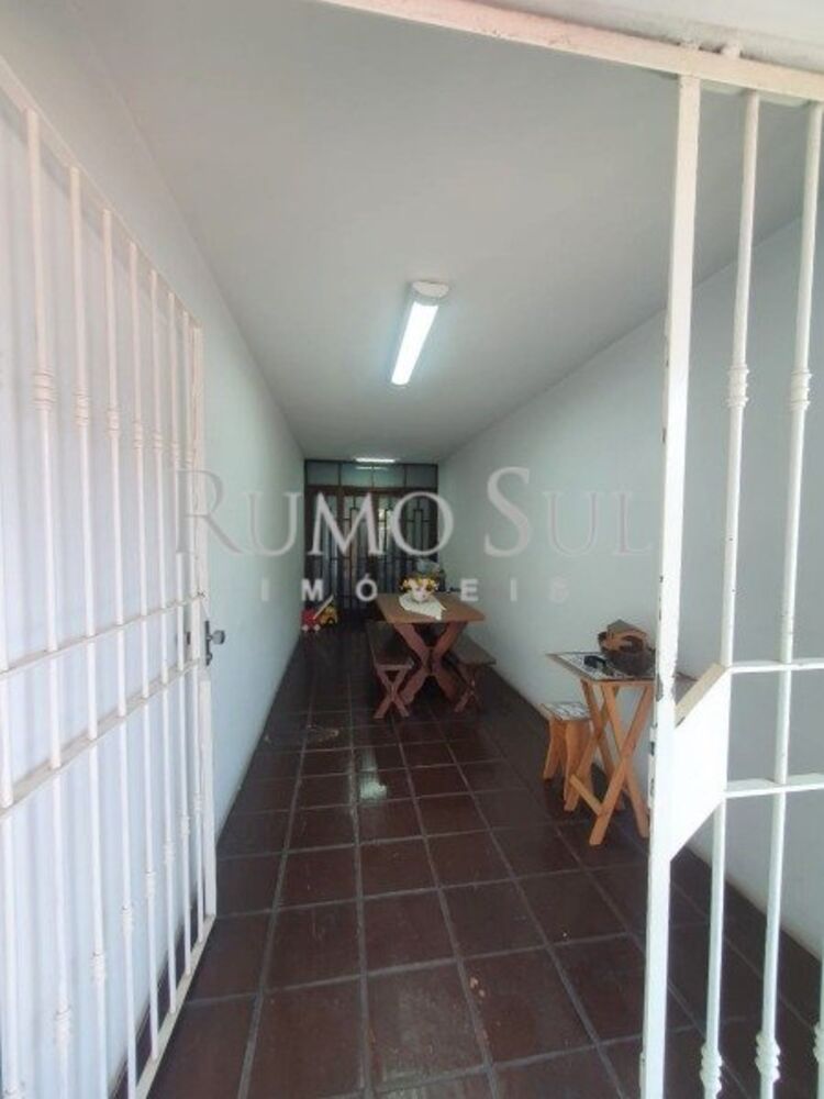 Casa, 3 quartos, 137 m² - Foto 2