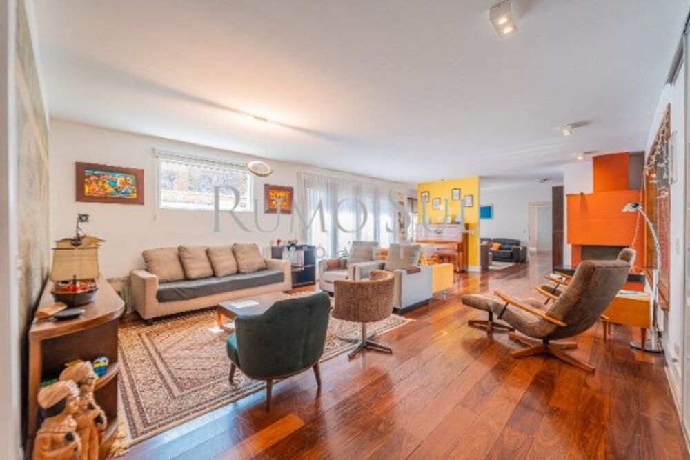 Casa, 4 quartos, 553 m² - Foto 1