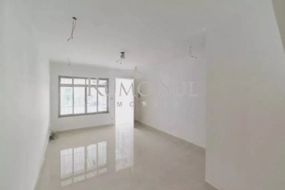 Casa à venda com 3 quartos, 120m² - Foto 2