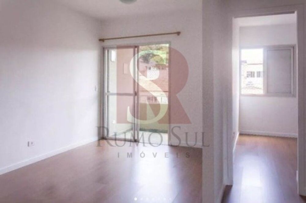 Apartamento à venda com 2 quartos, 62m² - Foto 1