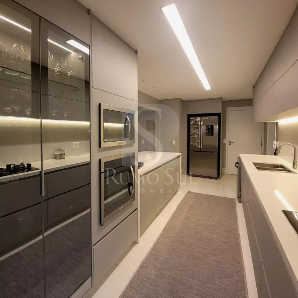 Apartamento, 3 quartos, 189 m² - Foto 1