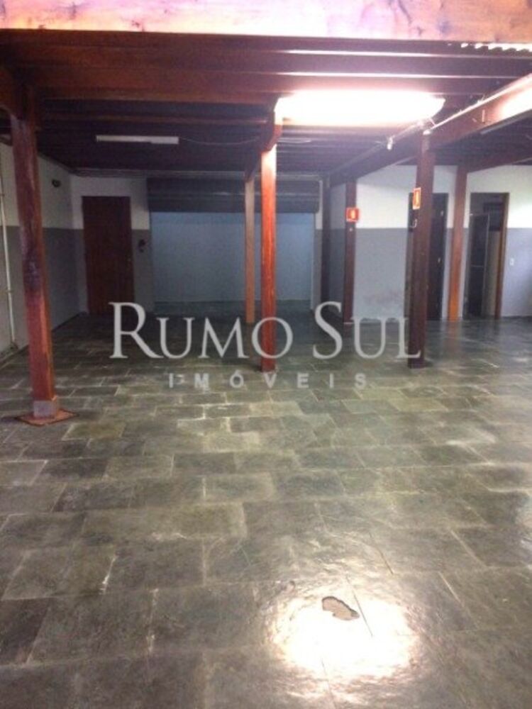 Prédio Inteiro para alugar, 590m² - Foto 1
