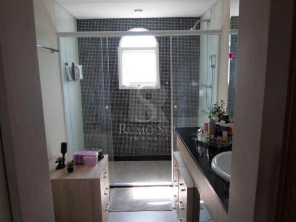 Apartamento, 3 quartos, 211 m² - Foto 2