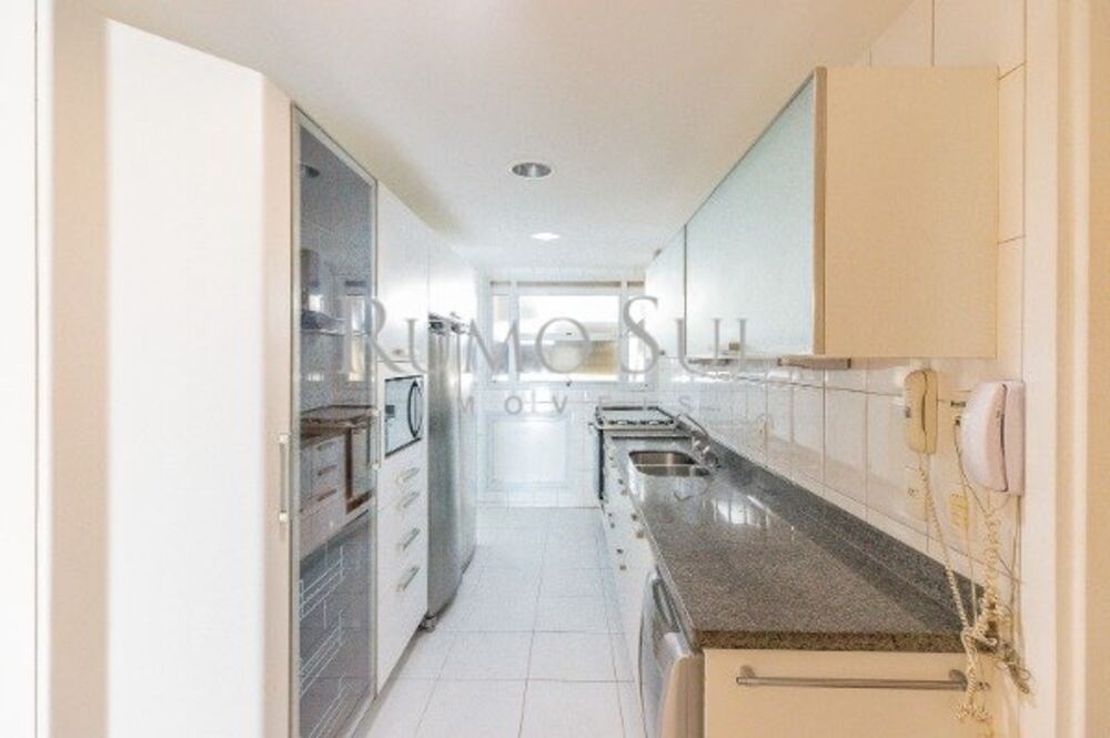Apartamento, 3 quartos, 181 m² - Foto 1