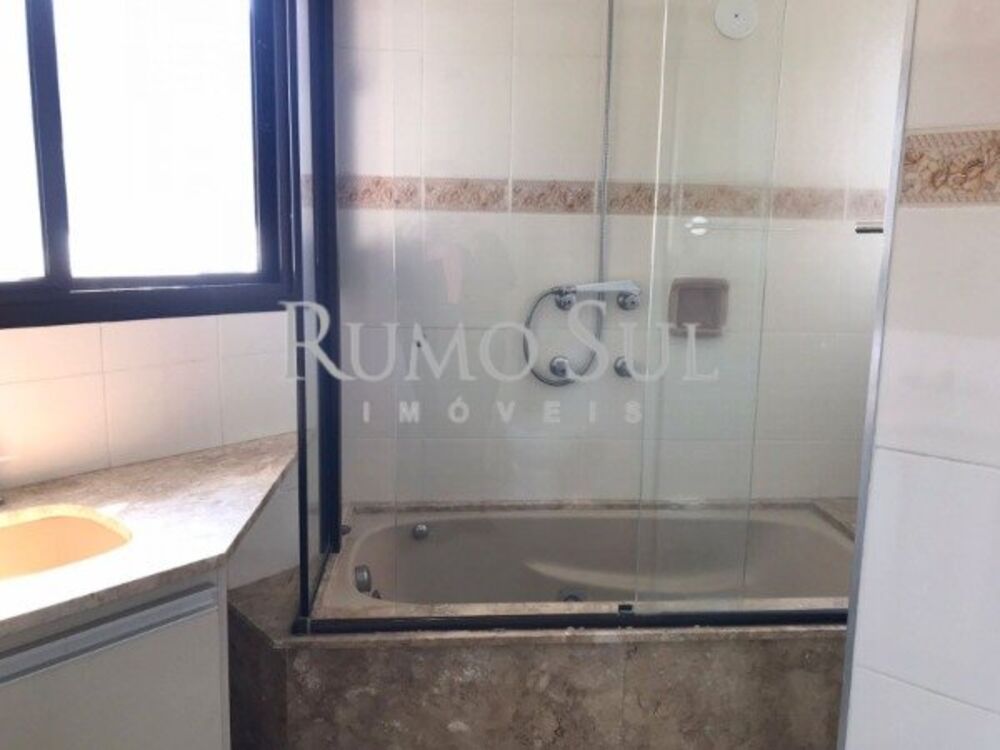 Apartamento, 3 quartos, 136 m² - Foto 3