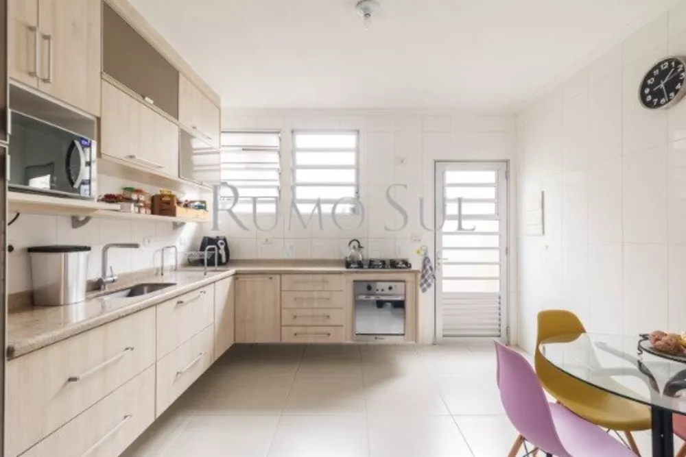 Casa, 3 quartos, 250 m² - Foto 2