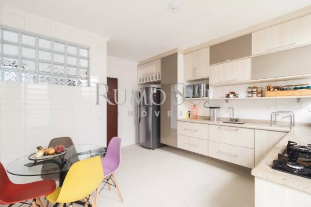 Casa, 3 quartos, 250 m² - Foto 3