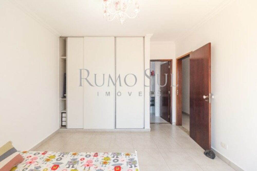 Casa, 3 quartos, 250 m² - Foto 5