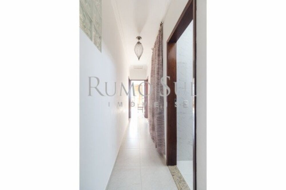 Casa, 3 quartos, 250 m² - Foto 4