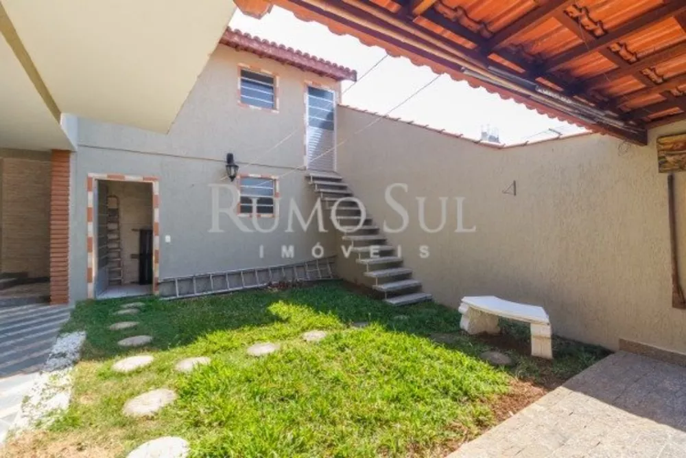 Casa, 3 quartos, 250 m² - Foto 11