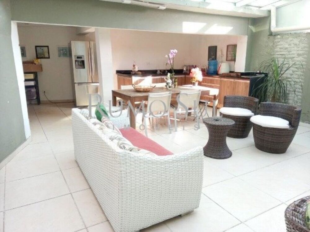 Casa, 3 quartos, 150 m² - Foto 1