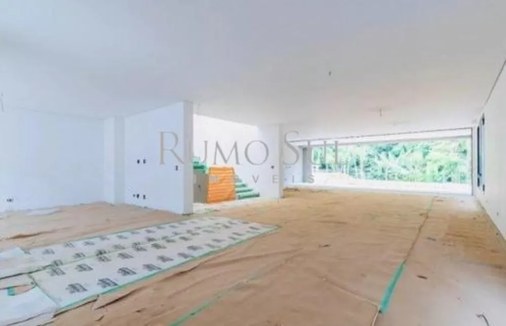 Casa de Condomínio à venda com 4 quartos, 850m² - Foto 2