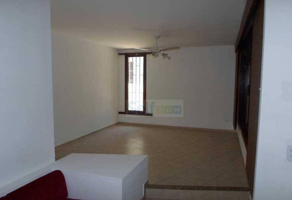 Casa, 5 quartos, 189 m² - Foto 2