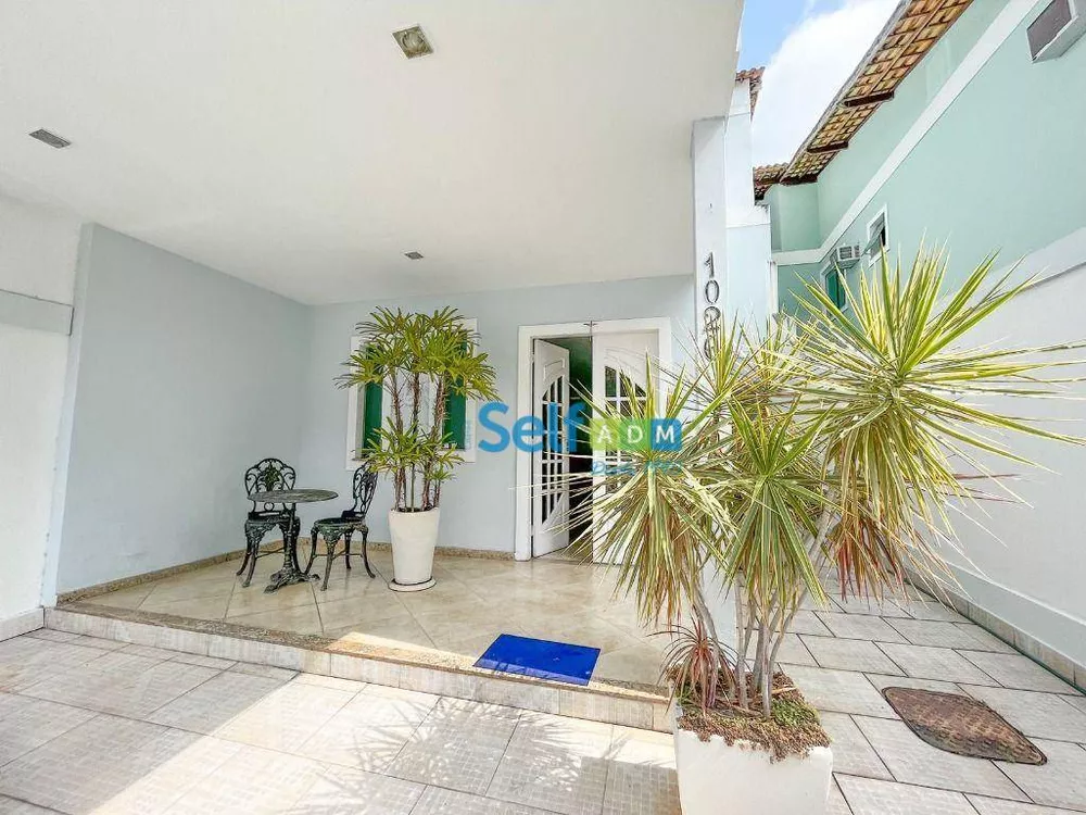 Casa, 4 quartos, 180 m² - Foto 1