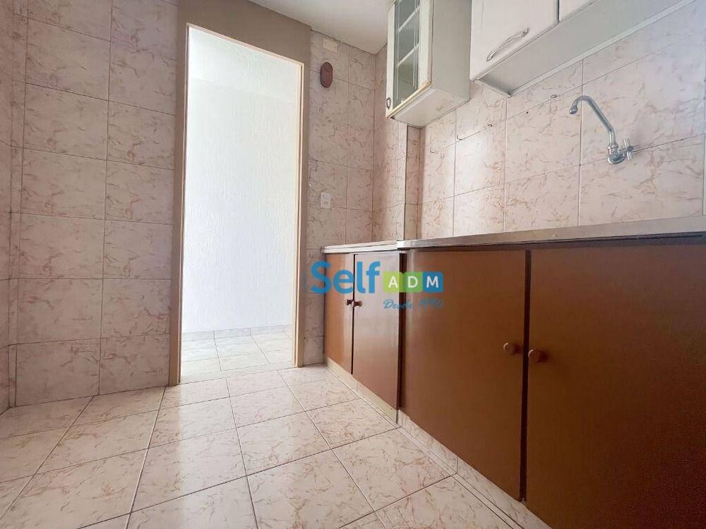Apartamento para alugar com 2 quartos, 65m² - Foto 8