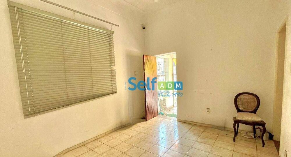 Casa, 5 quartos, 145 m² - Foto 1