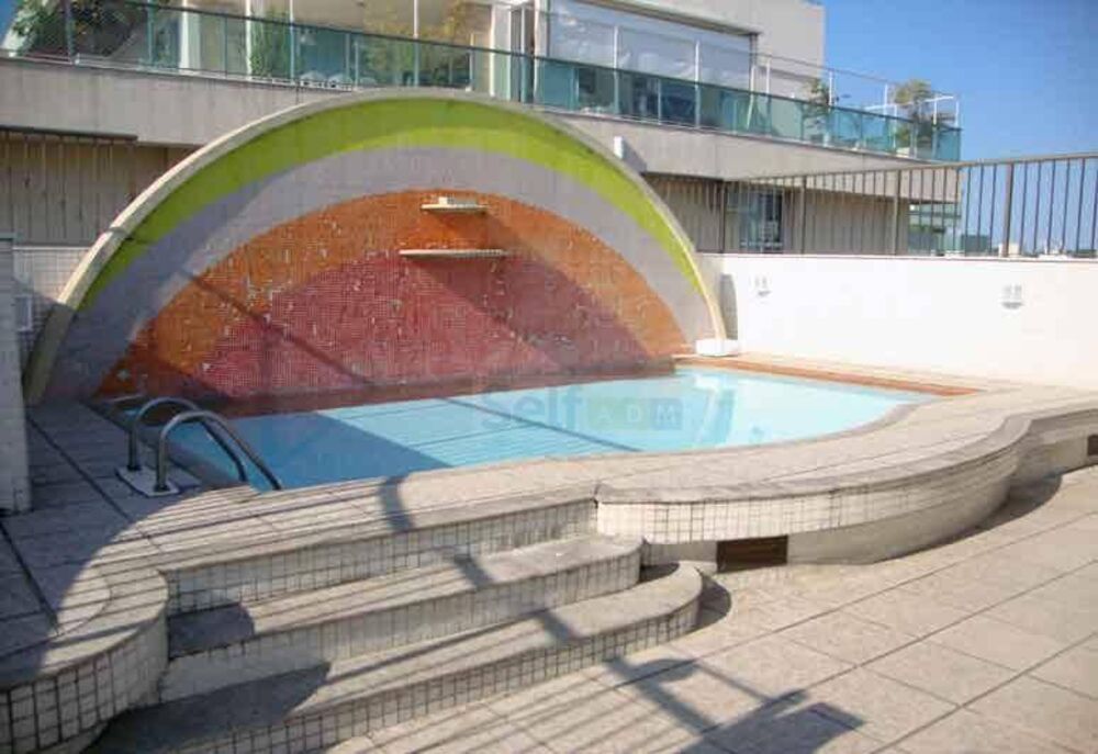Apartamento para alugar com 2 quartos, 97m² - Foto 12